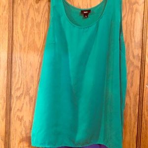 Sleeveless Green silk shell